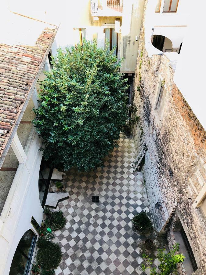Al Belenzani Appartamento Trente Buitenkant foto